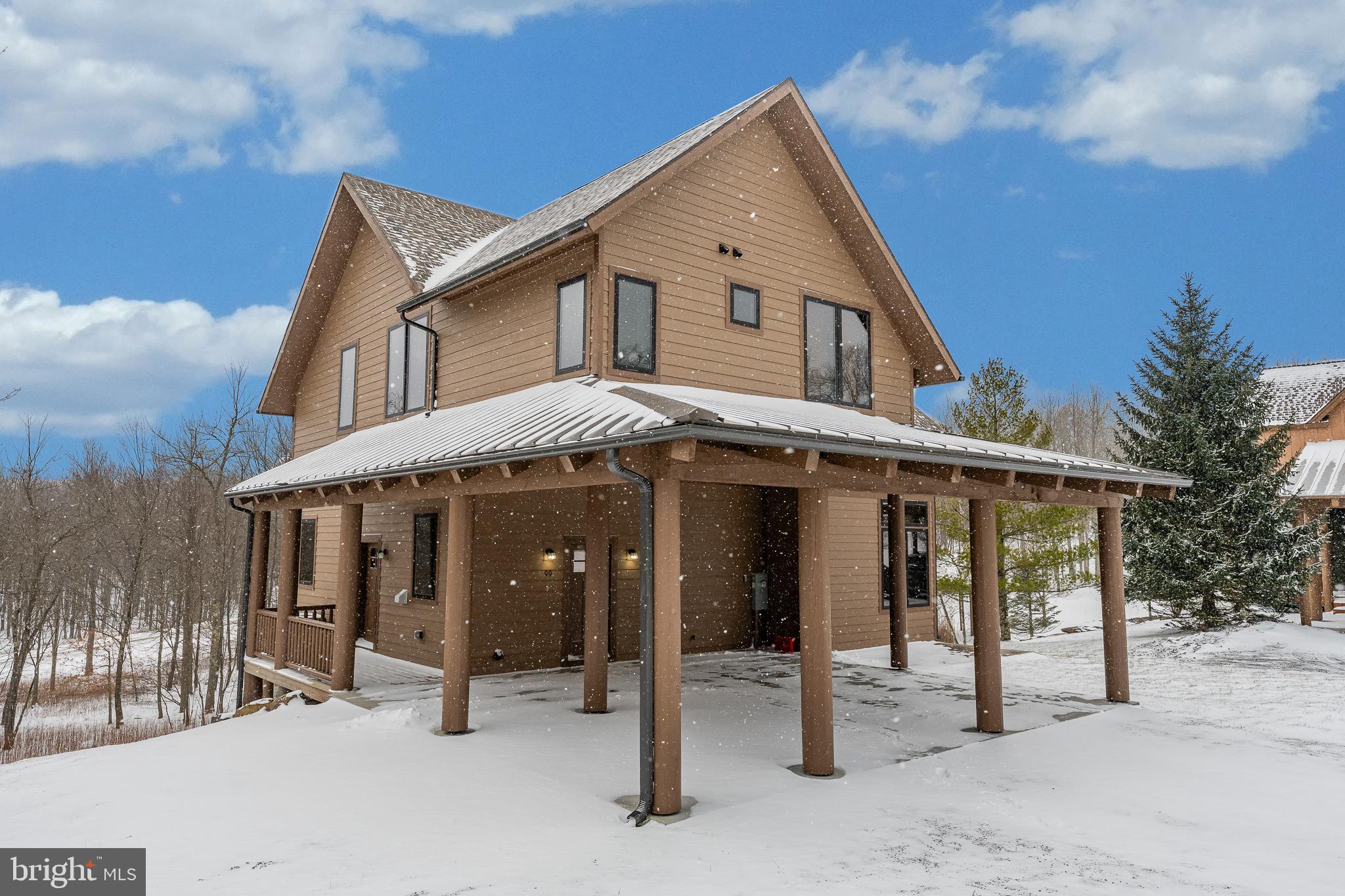 OVERLOOK CABINS - Residential
