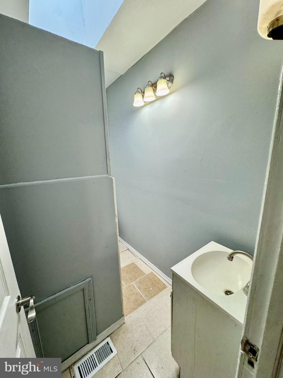 ALLEGHENY WEST - Residential Lease