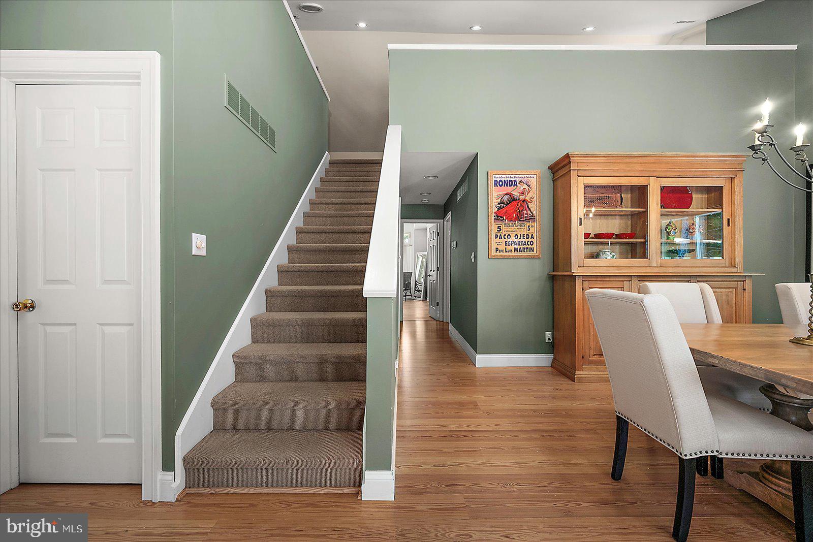 GOLF CLUB SHORES III - Residential