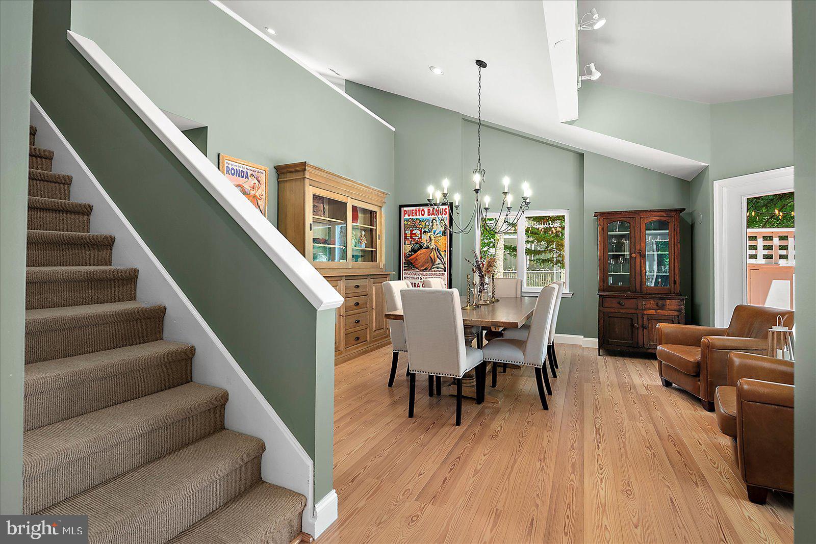 GOLF CLUB SHORES III - Residential