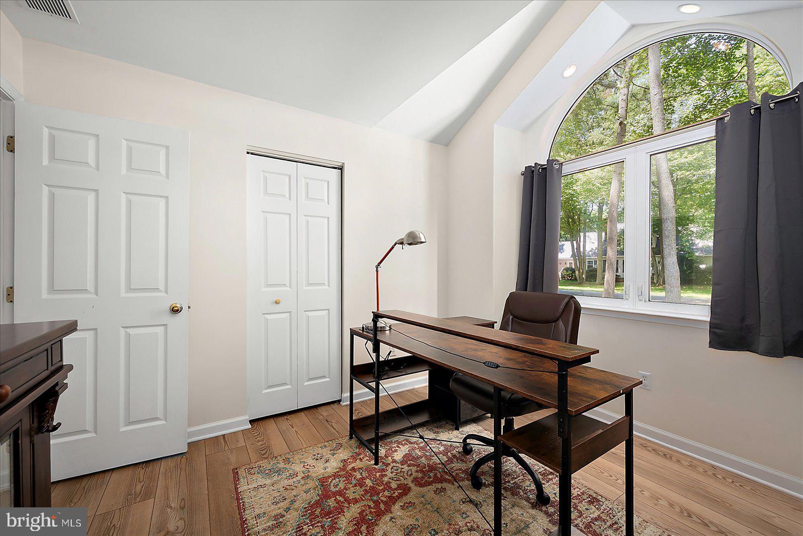 GOLF CLUB SHORES III - Residential