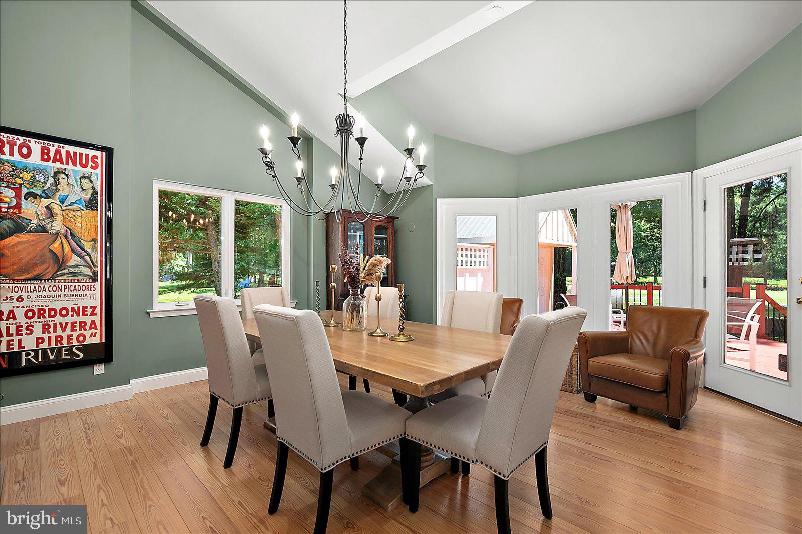 GOLF CLUB SHORES III - Residential