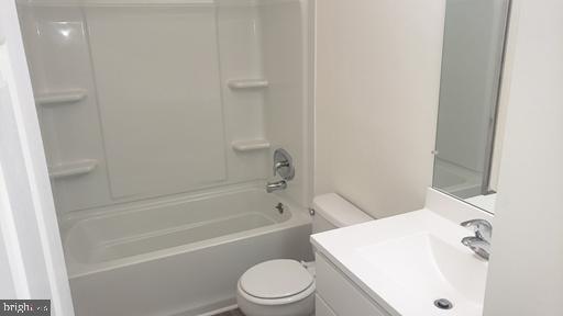 SADDLE RIDGE - Residential Lease