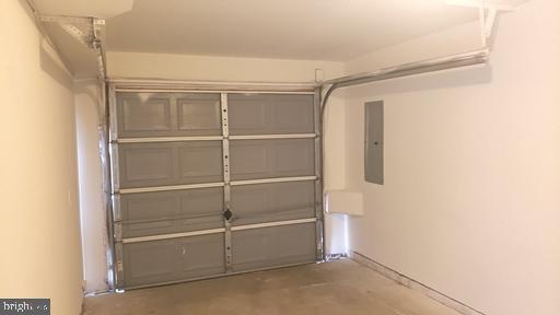 SADDLE RIDGE - Residential Lease