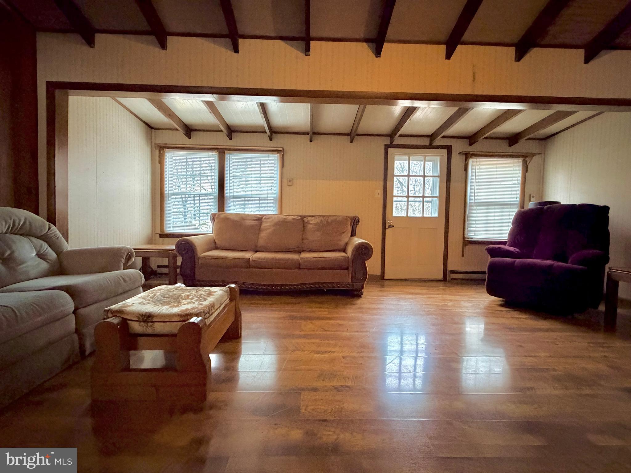 LEISURE MOUNTAIN - Residential