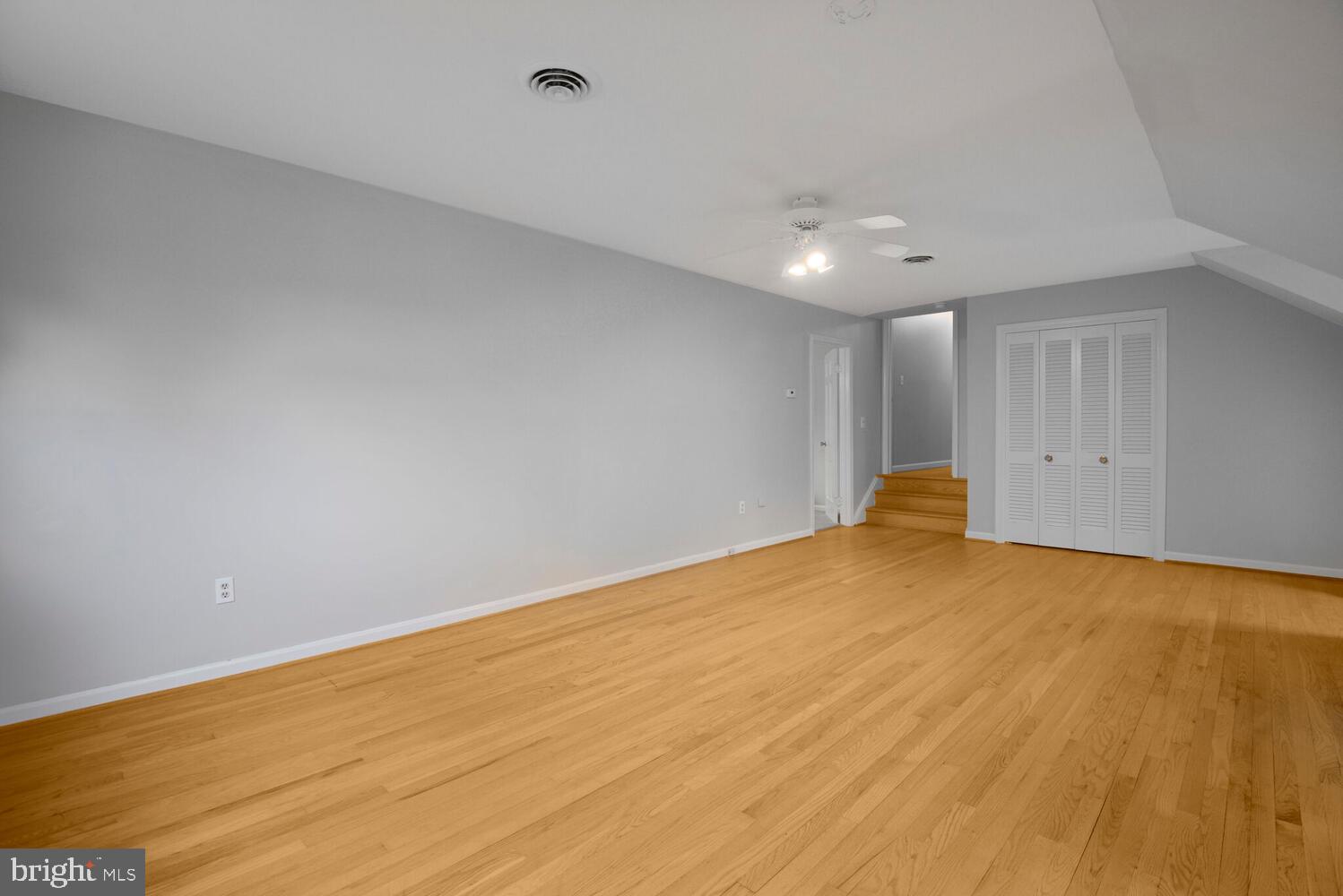 SHARON WOODS - Residential