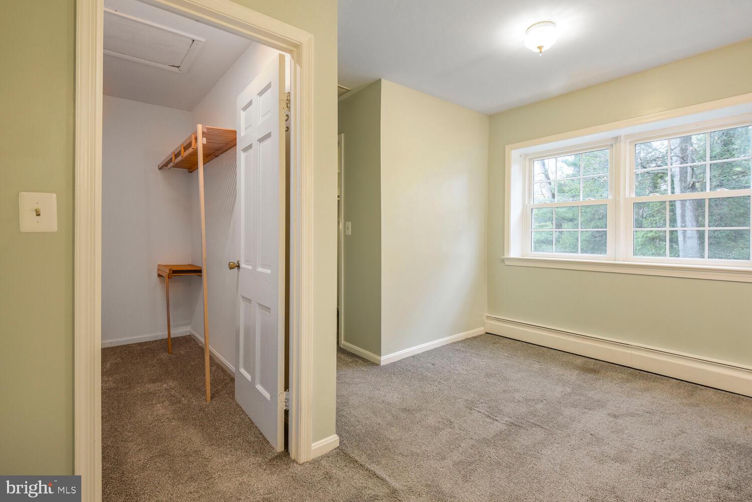 SHARON WOODS - Residential