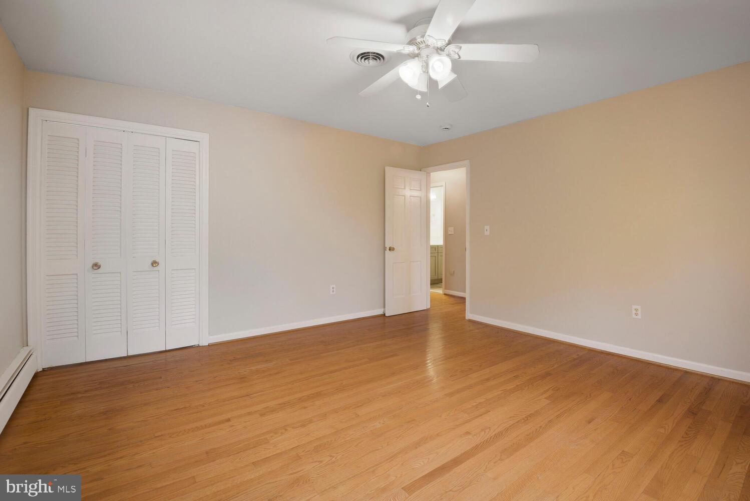 SHARON WOODS - Residential