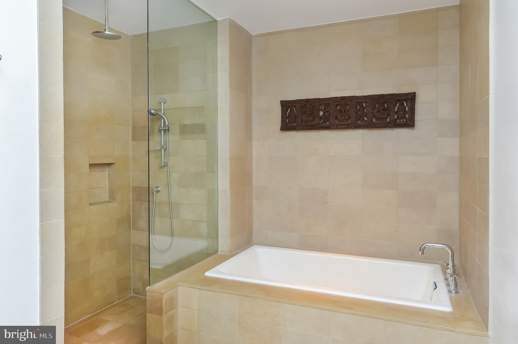 OLD CITY - Residential