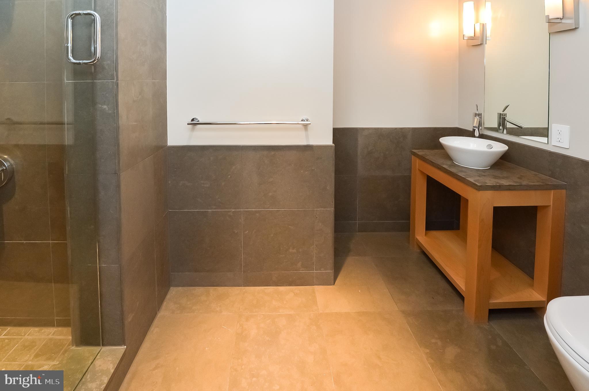 OLD CITY - Residential