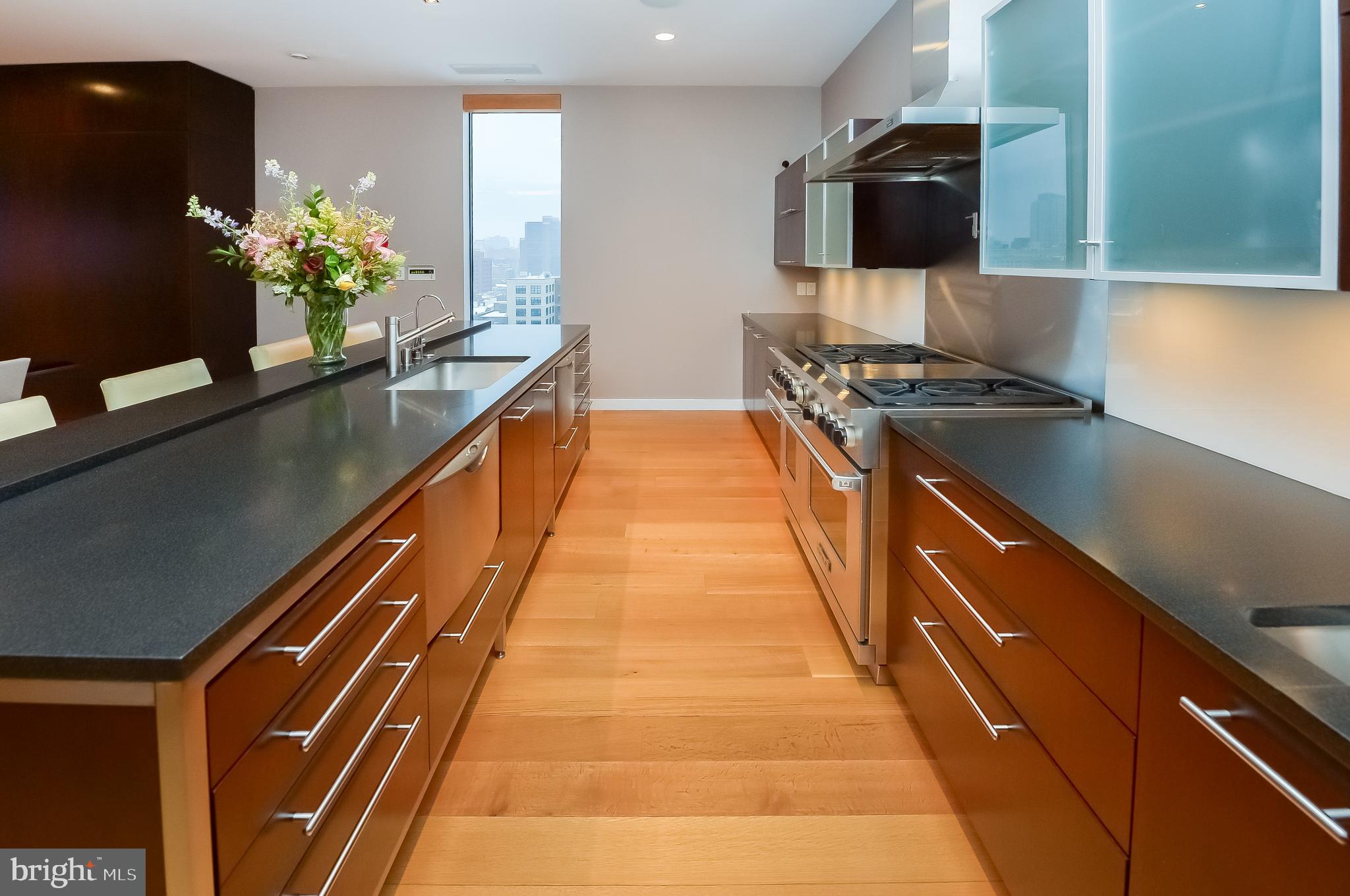 OLD CITY - Residential