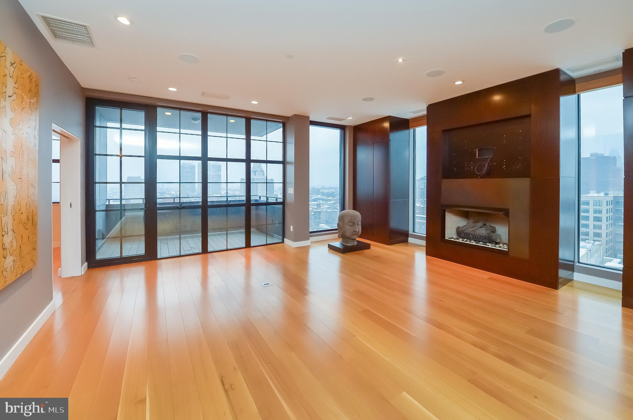 OLD CITY - Residential