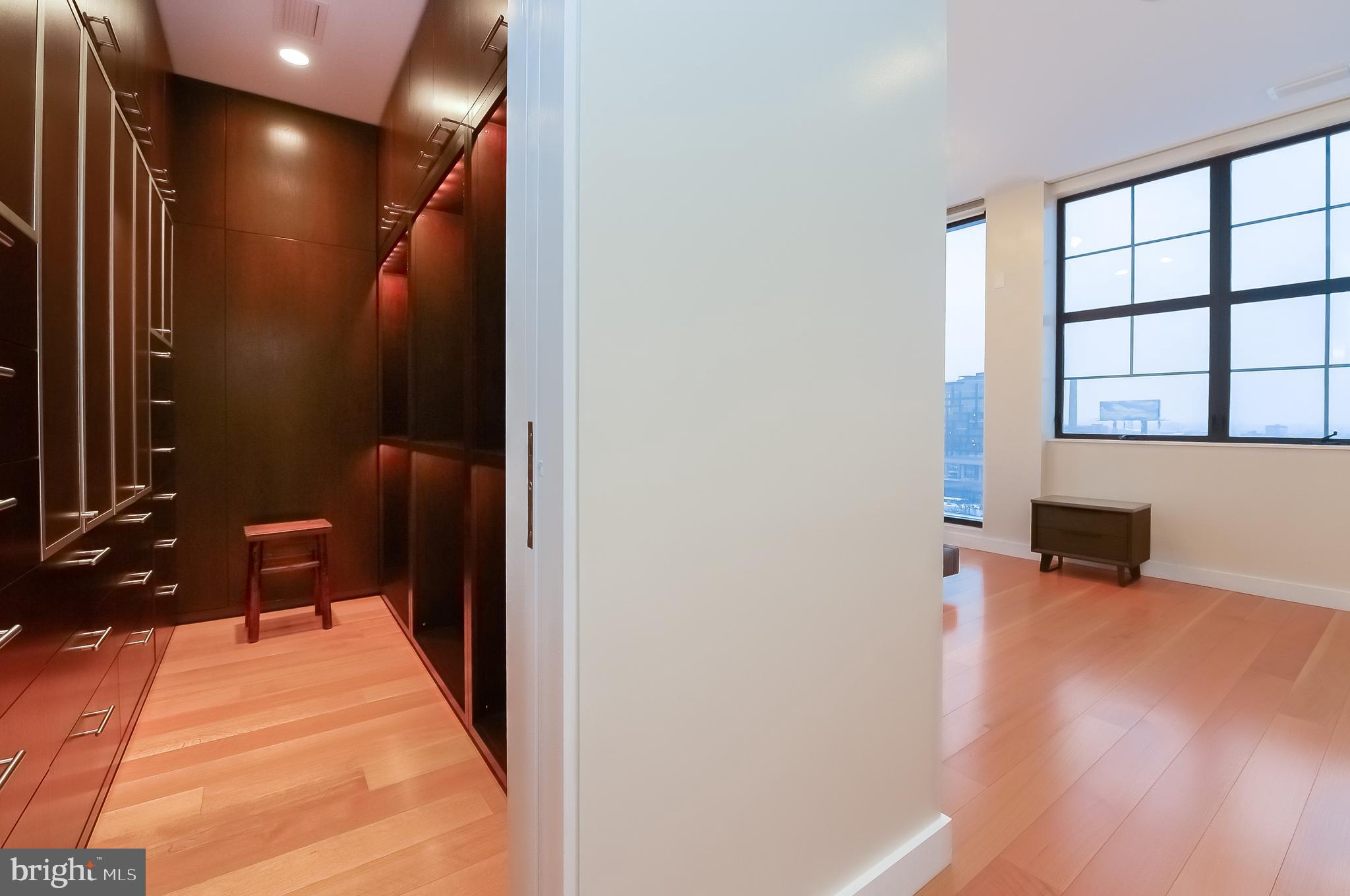 OLD CITY - Residential