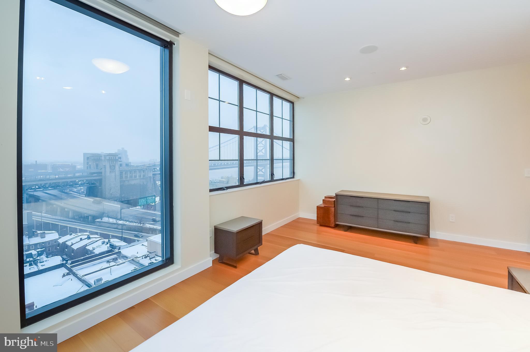 OLD CITY - Residential