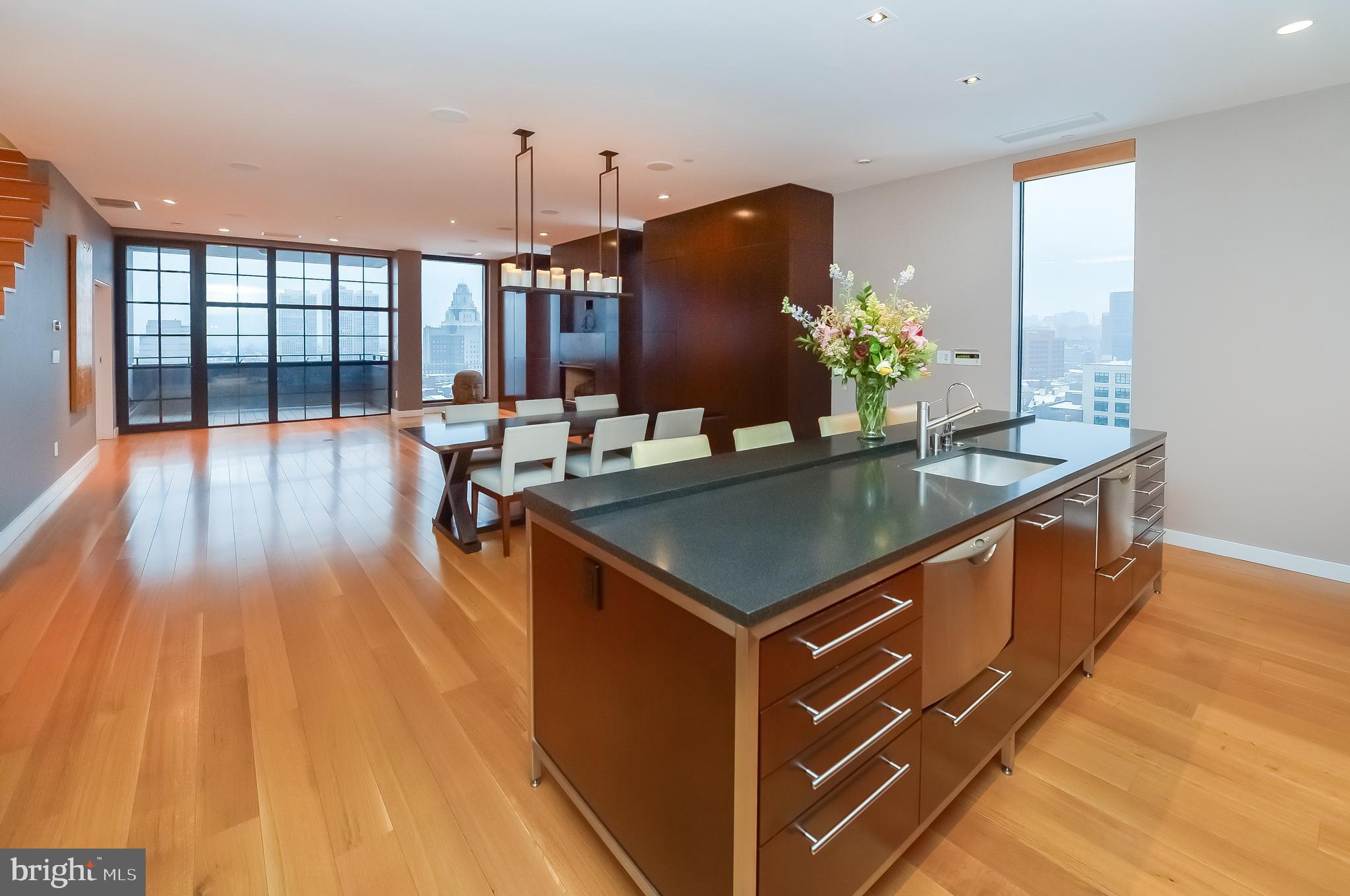 OLD CITY - Residential