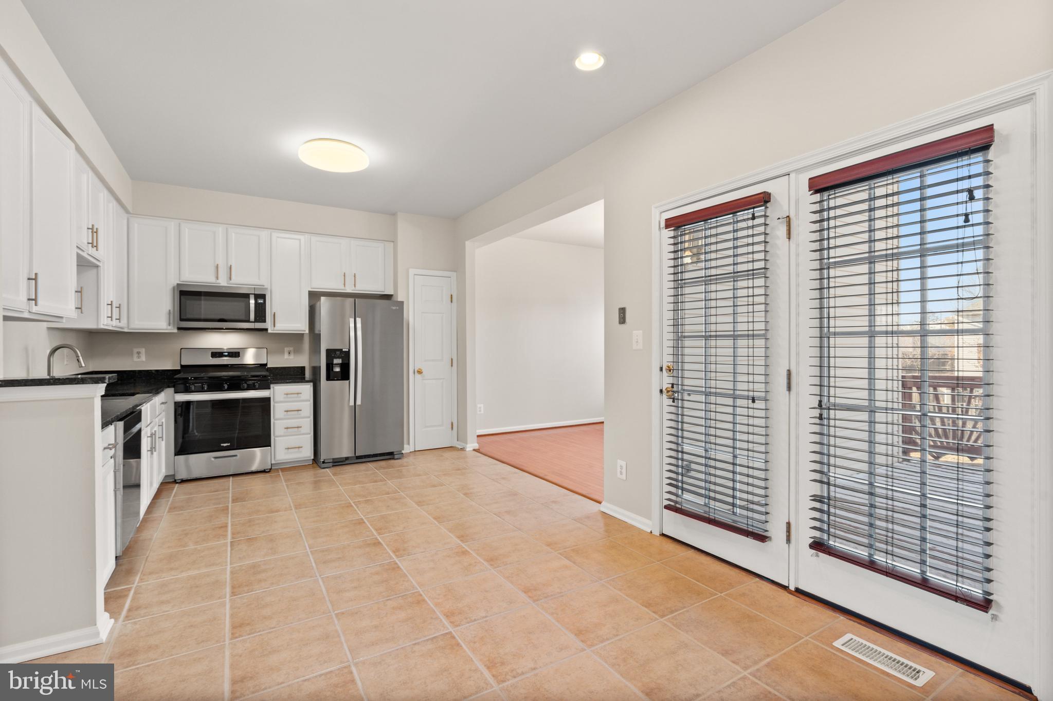 COMPTON VILLAGE - Residential