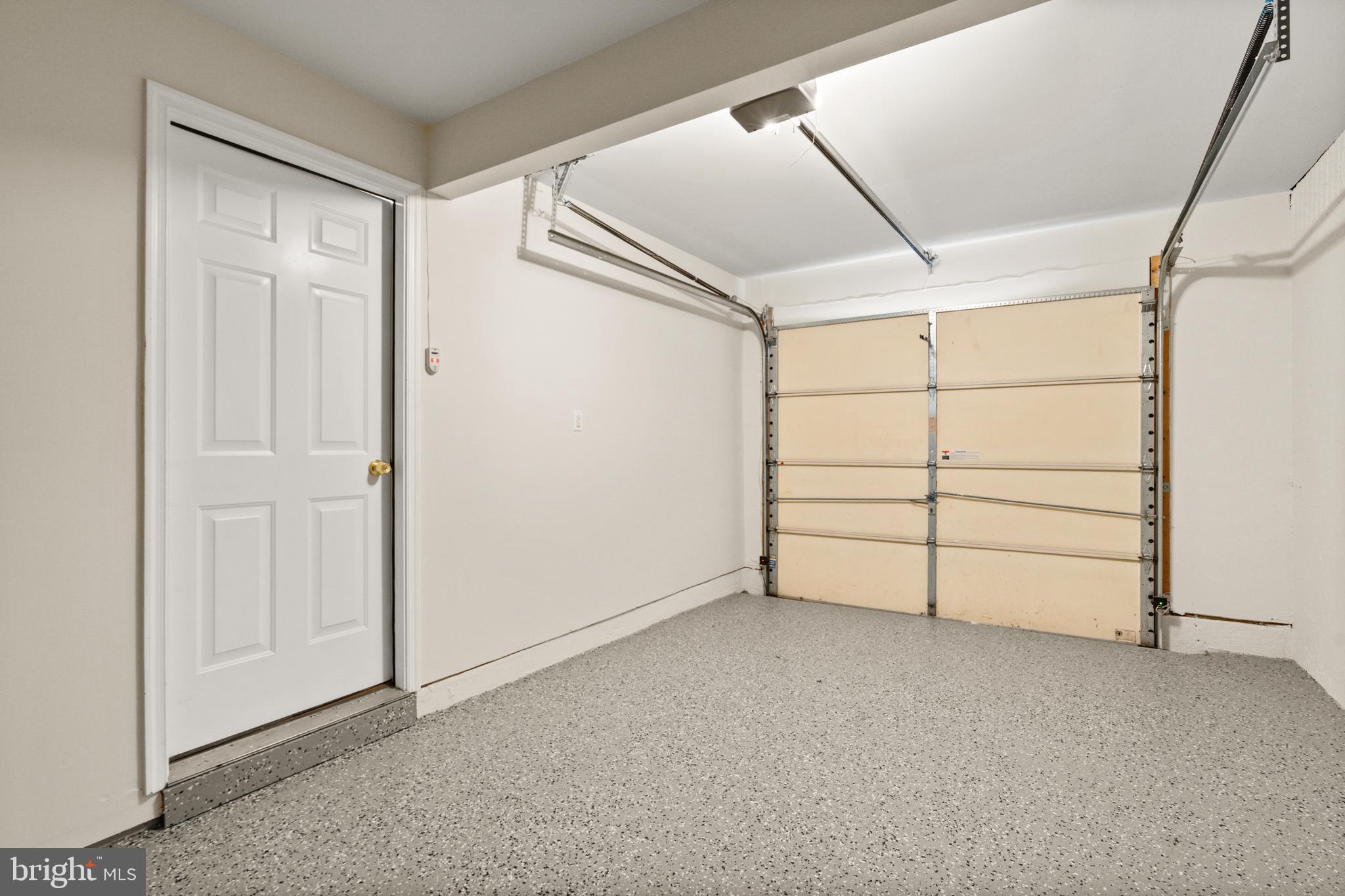 COMPTON VILLAGE - Residential