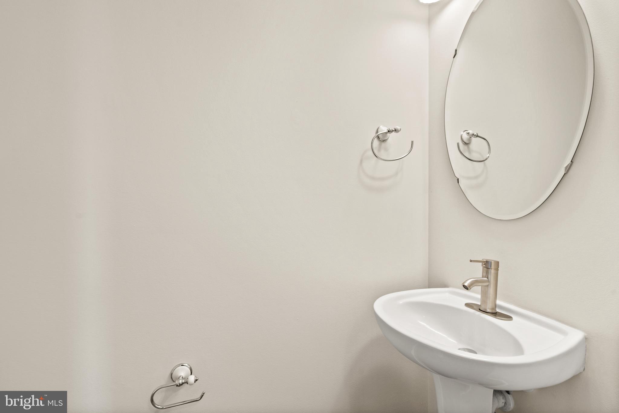 COMPTON VILLAGE - Residential