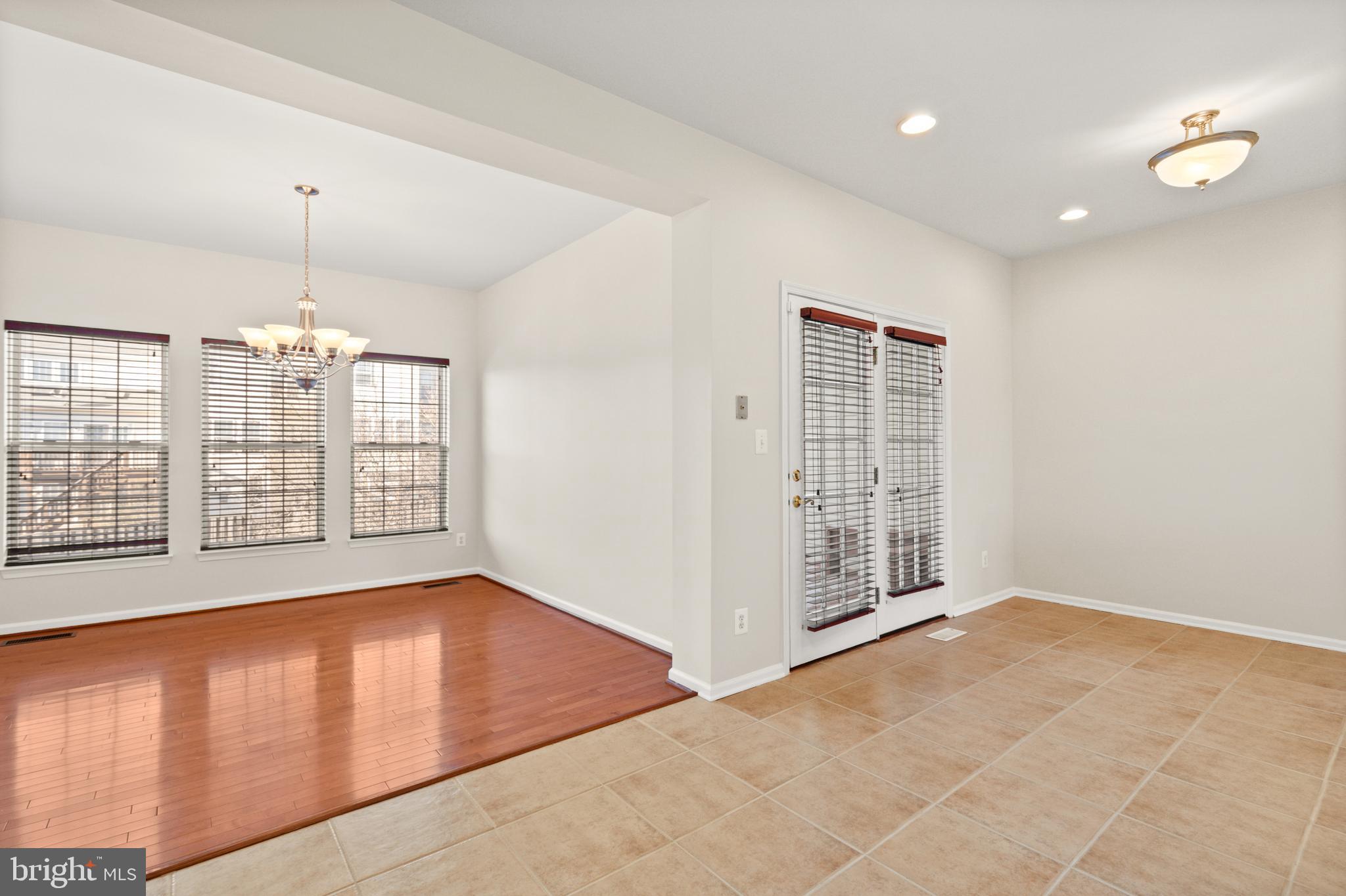 COMPTON VILLAGE - Residential