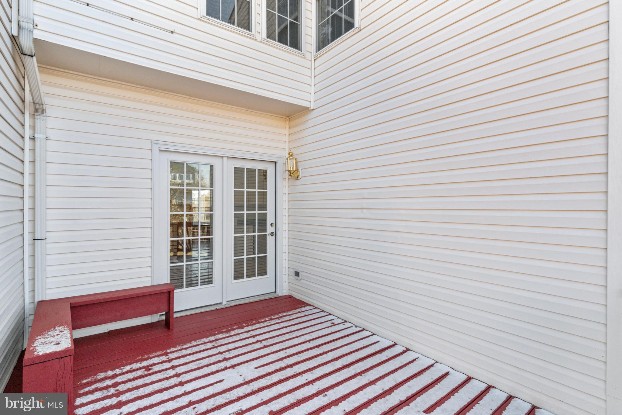 COMPTON VILLAGE - Residential