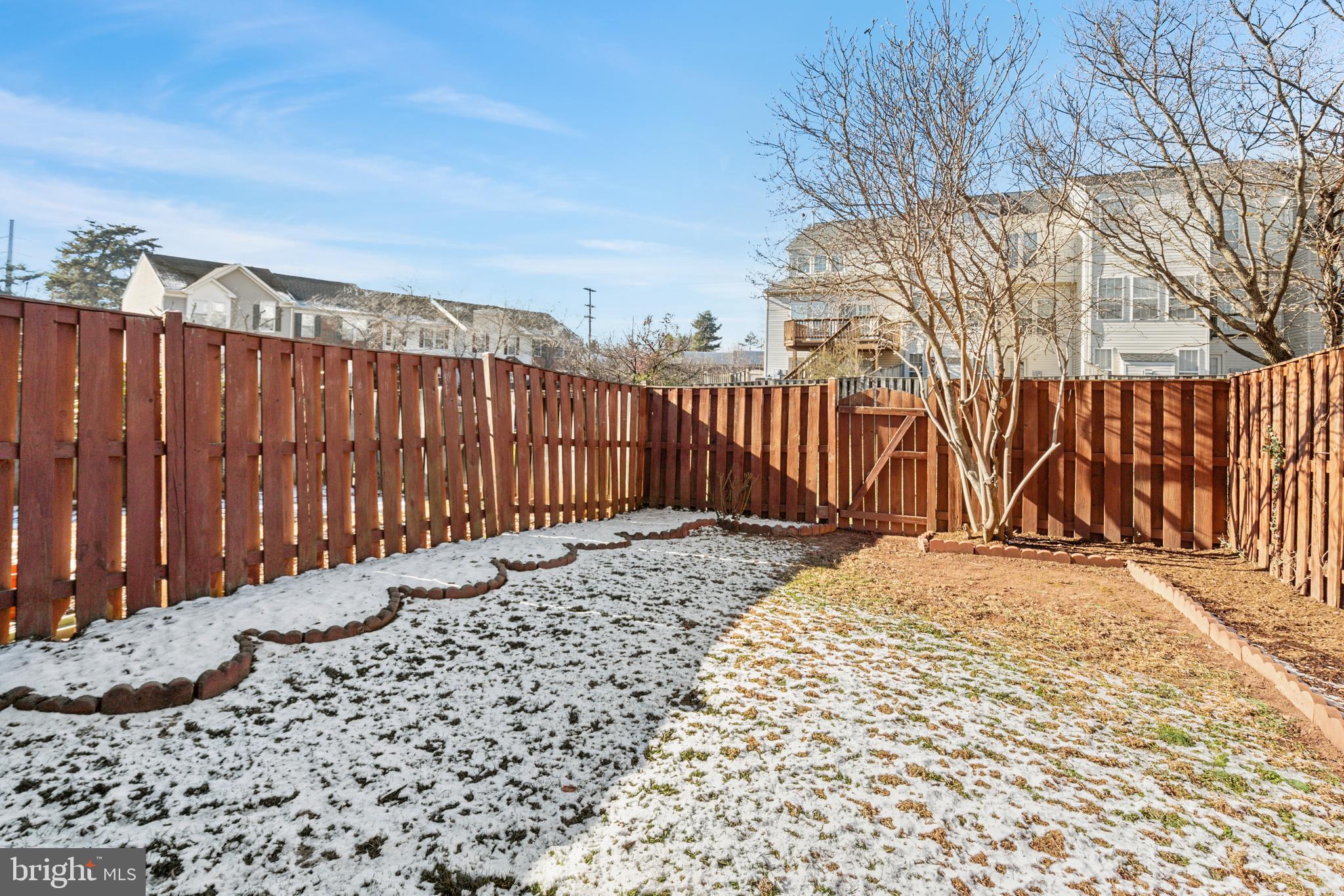 COMPTON VILLAGE - Residential