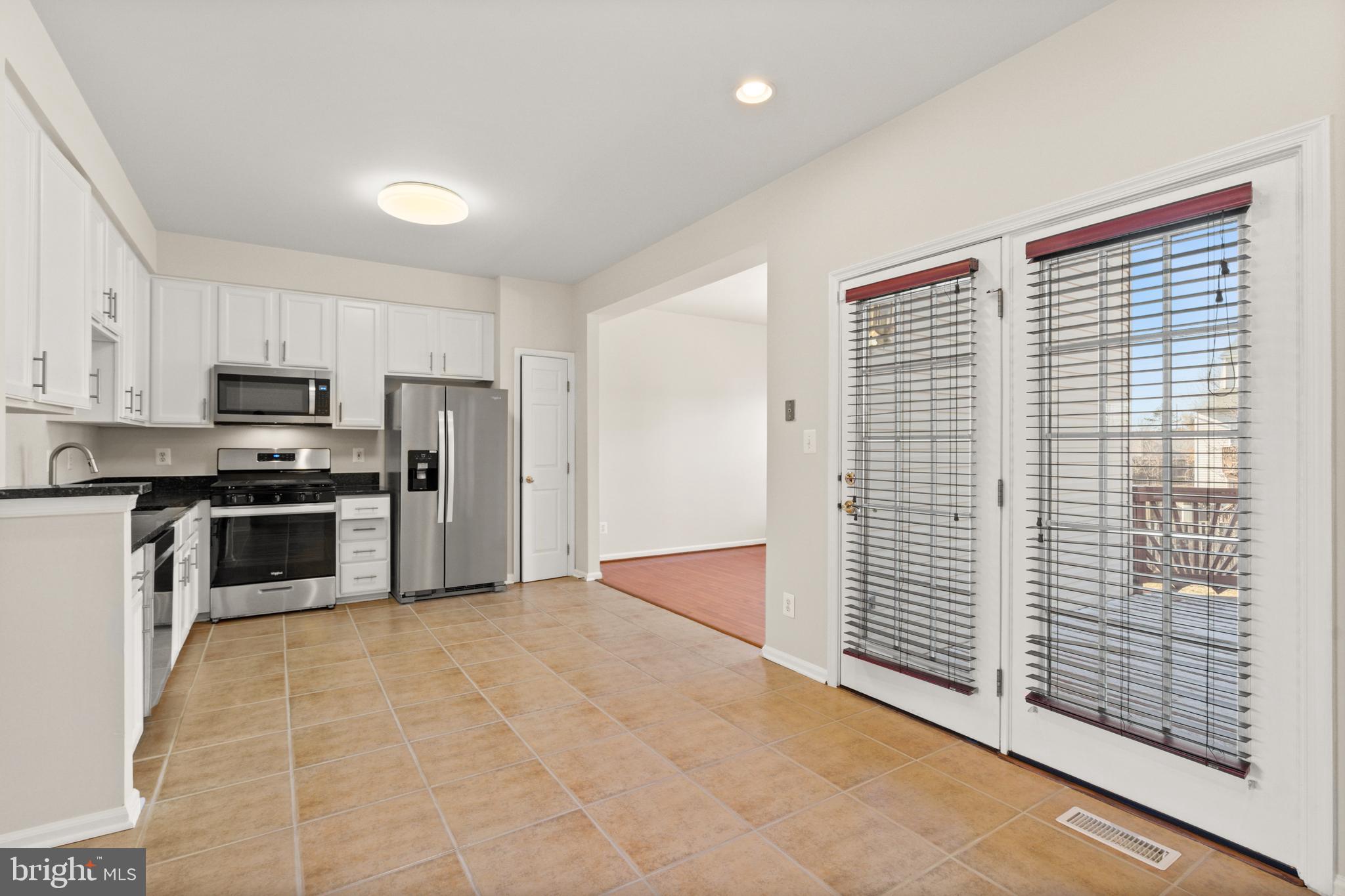 COMPTON VILLAGE - Residential