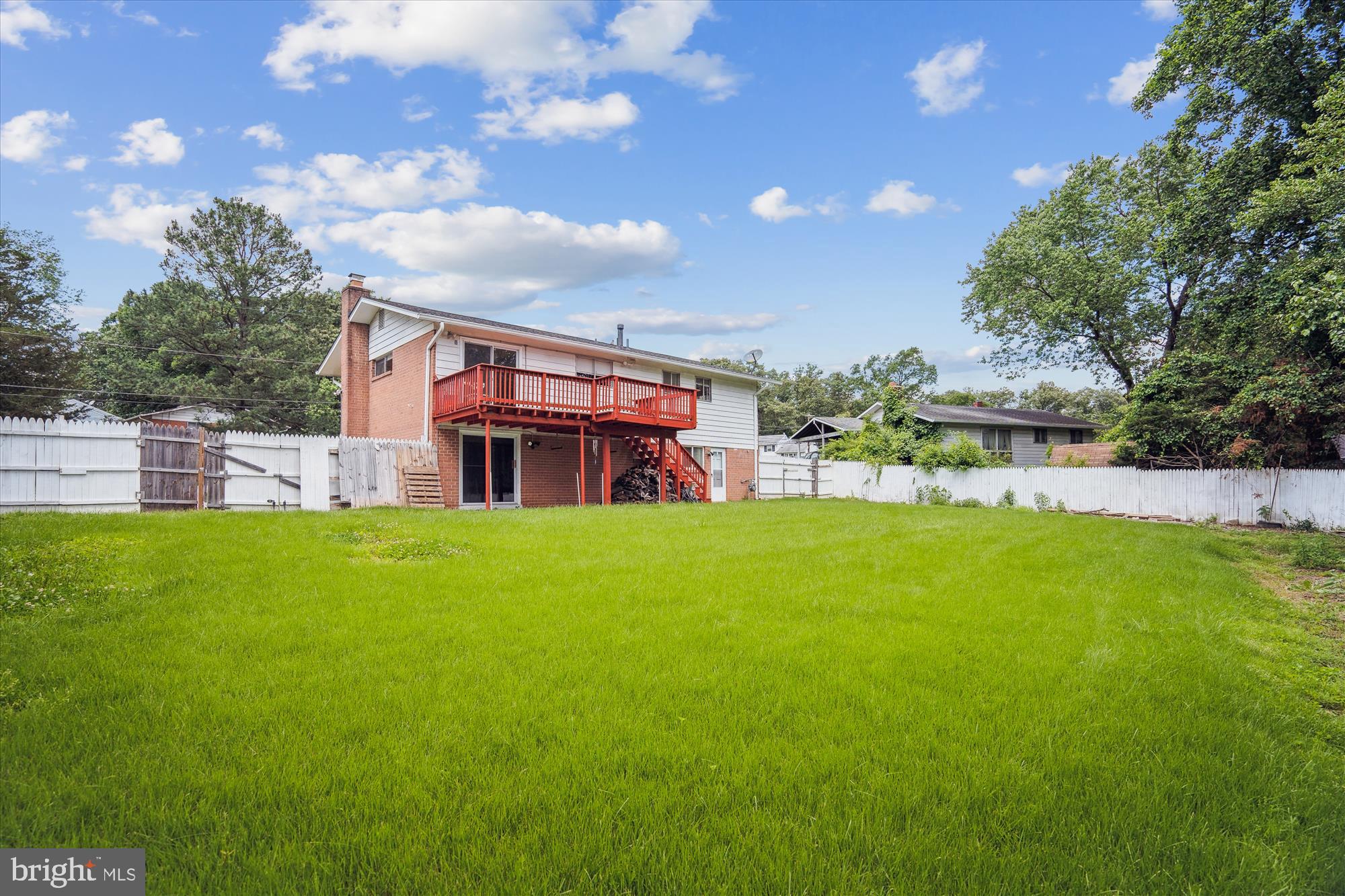 HIGH POINT HEIGHTS - Residential