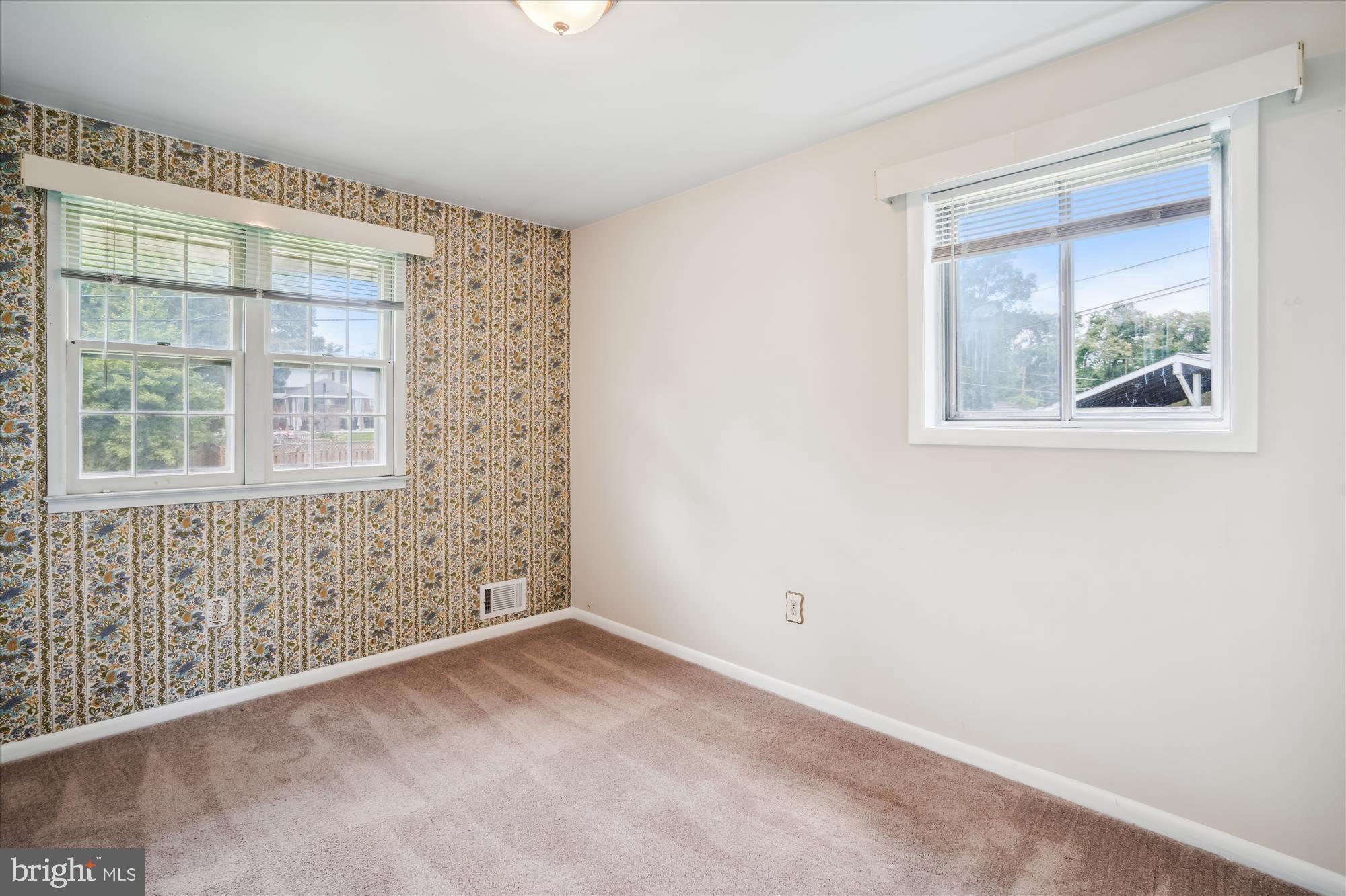 HIGH POINT HEIGHTS - Residential