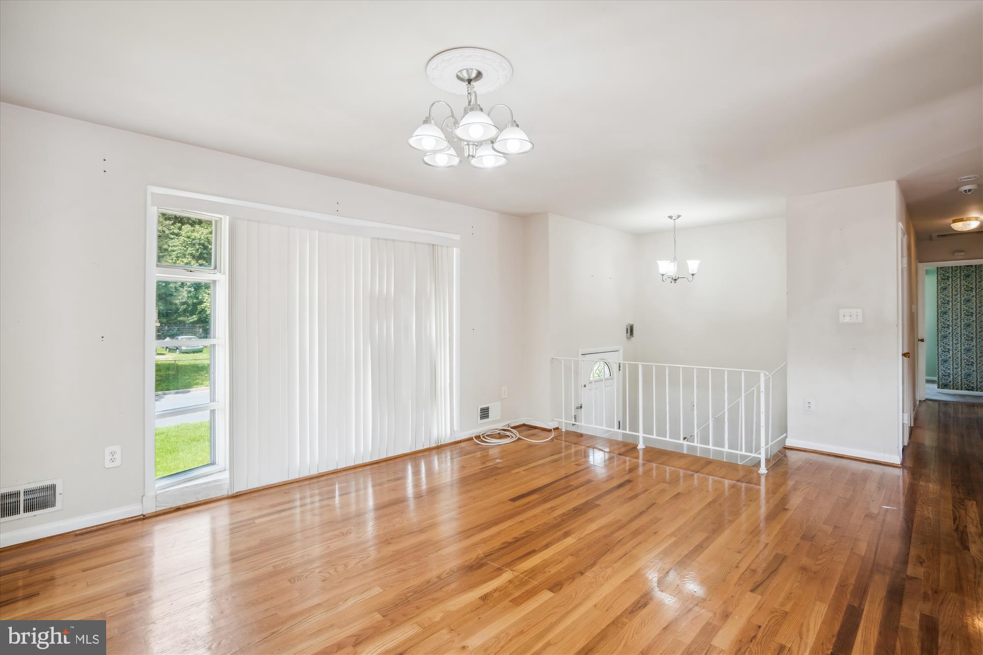 HIGH POINT HEIGHTS - Residential