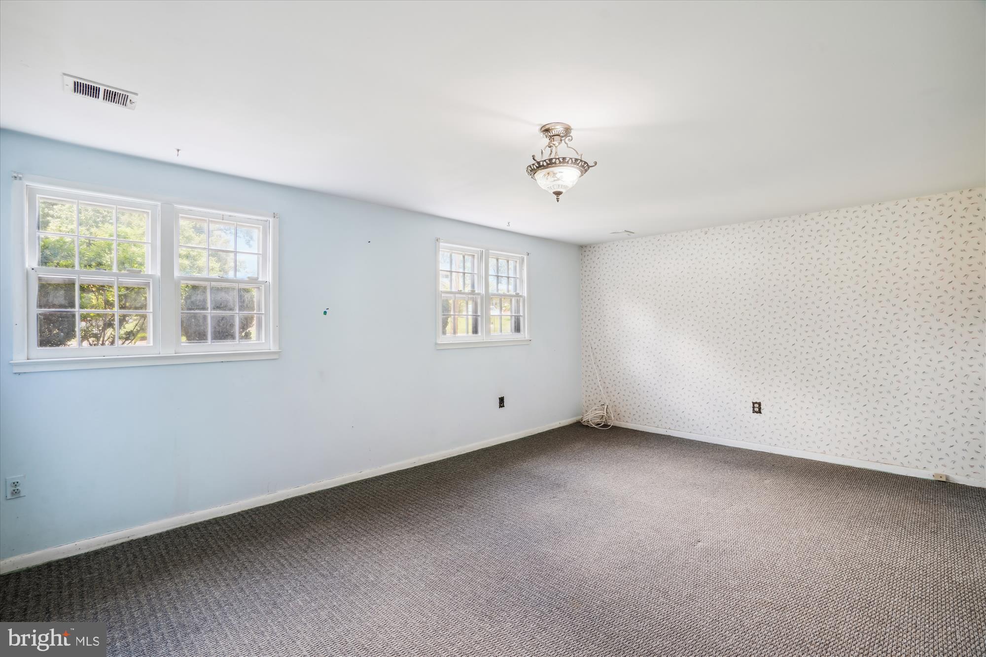 HIGH POINT HEIGHTS - Residential