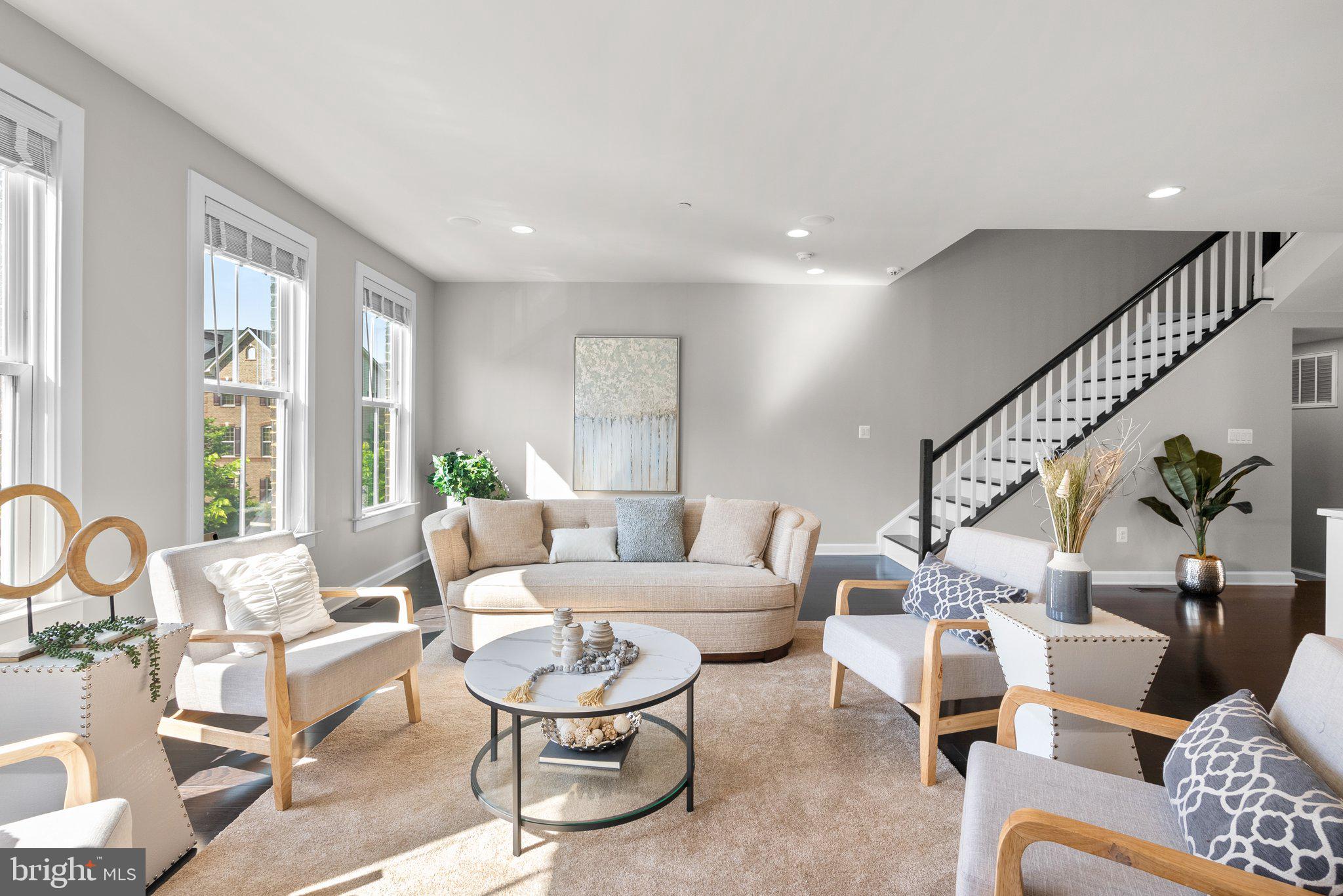 GREENBELT STATION - Residential