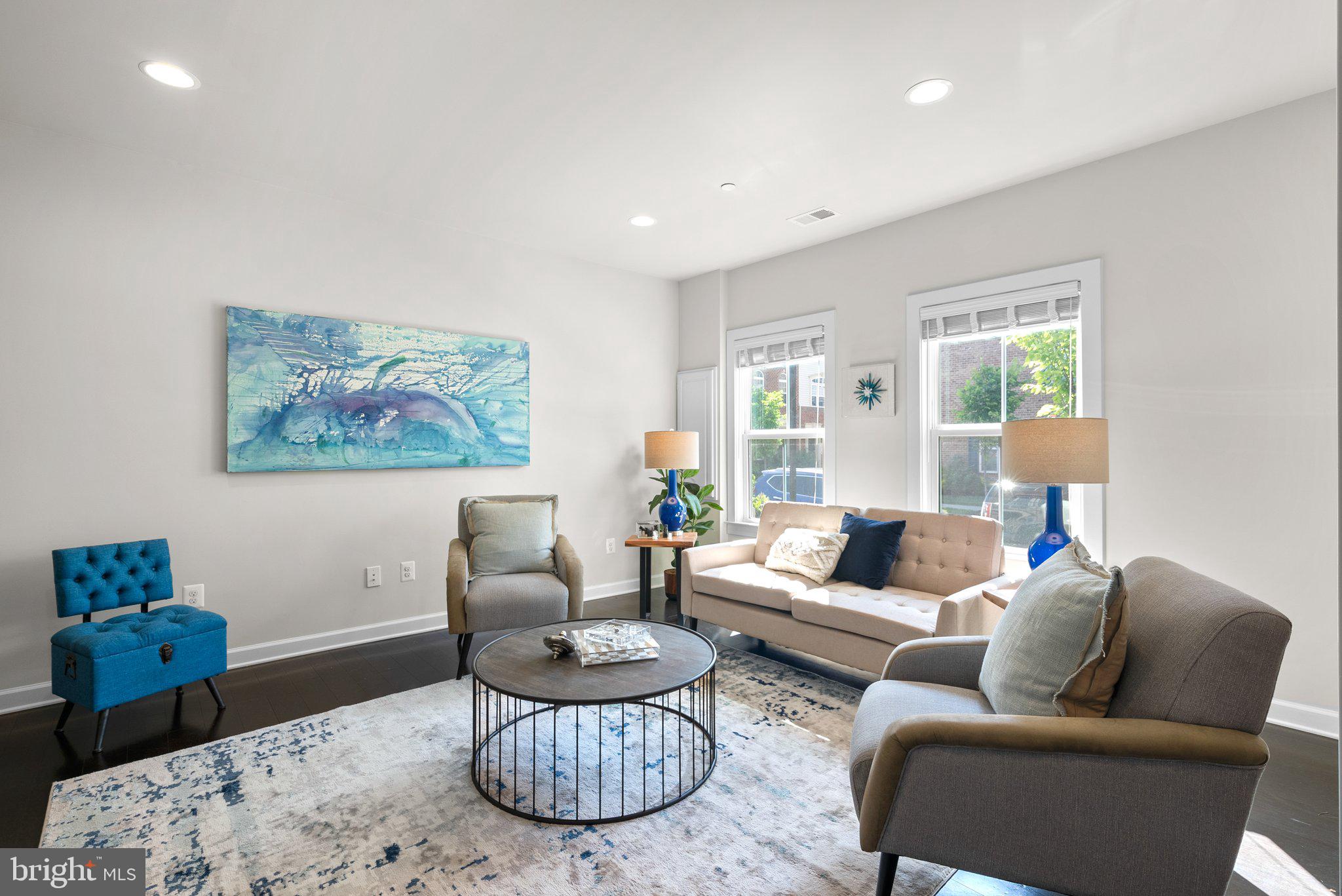 GREENBELT STATION - Residential