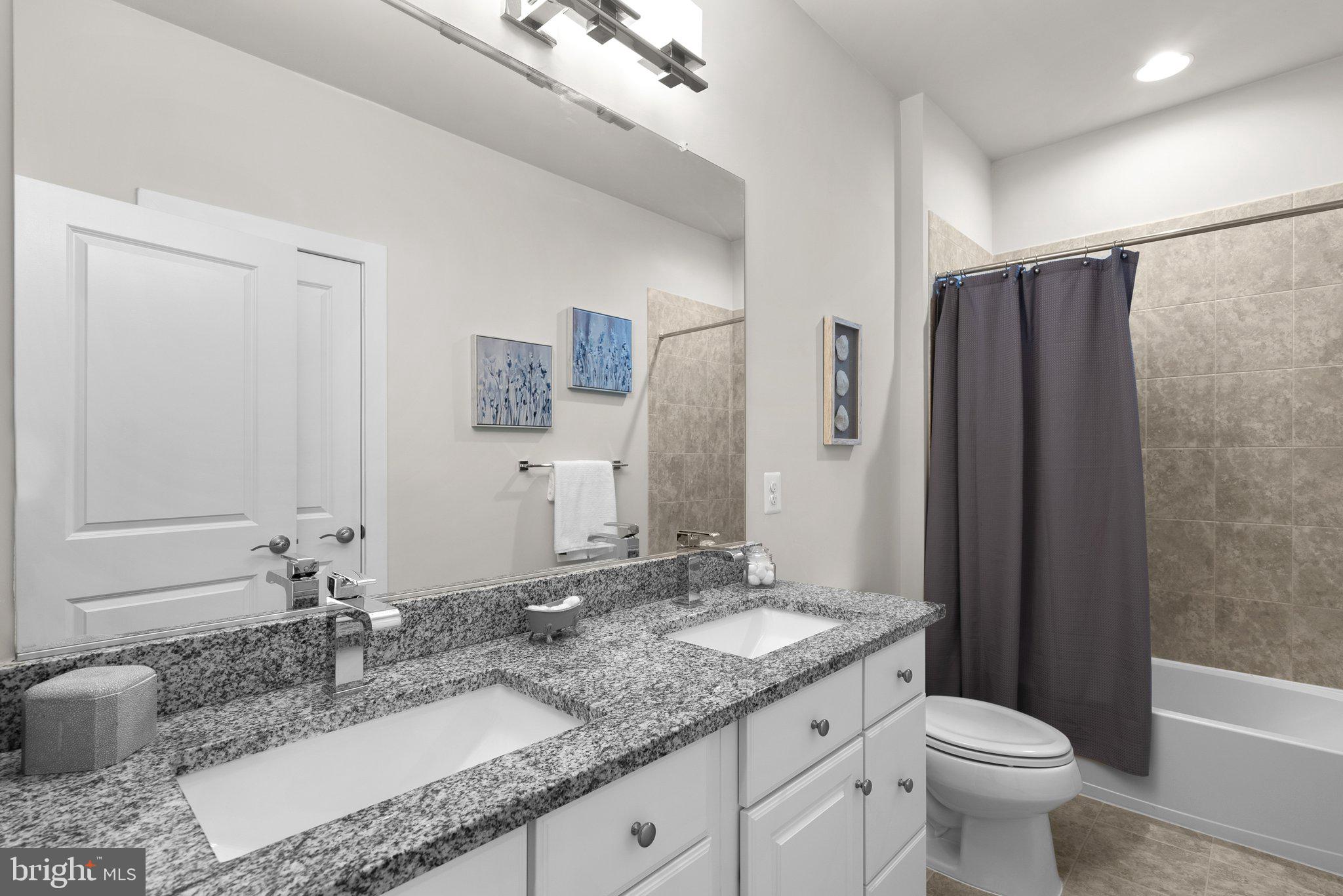 GREENBELT STATION - Residential