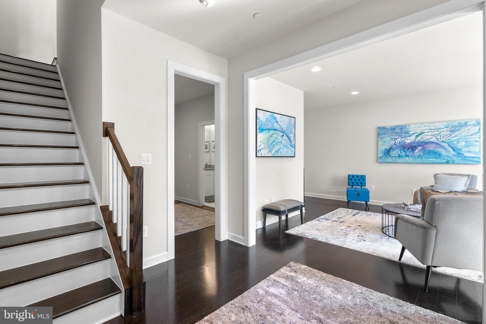 GREENBELT STATION - Residential