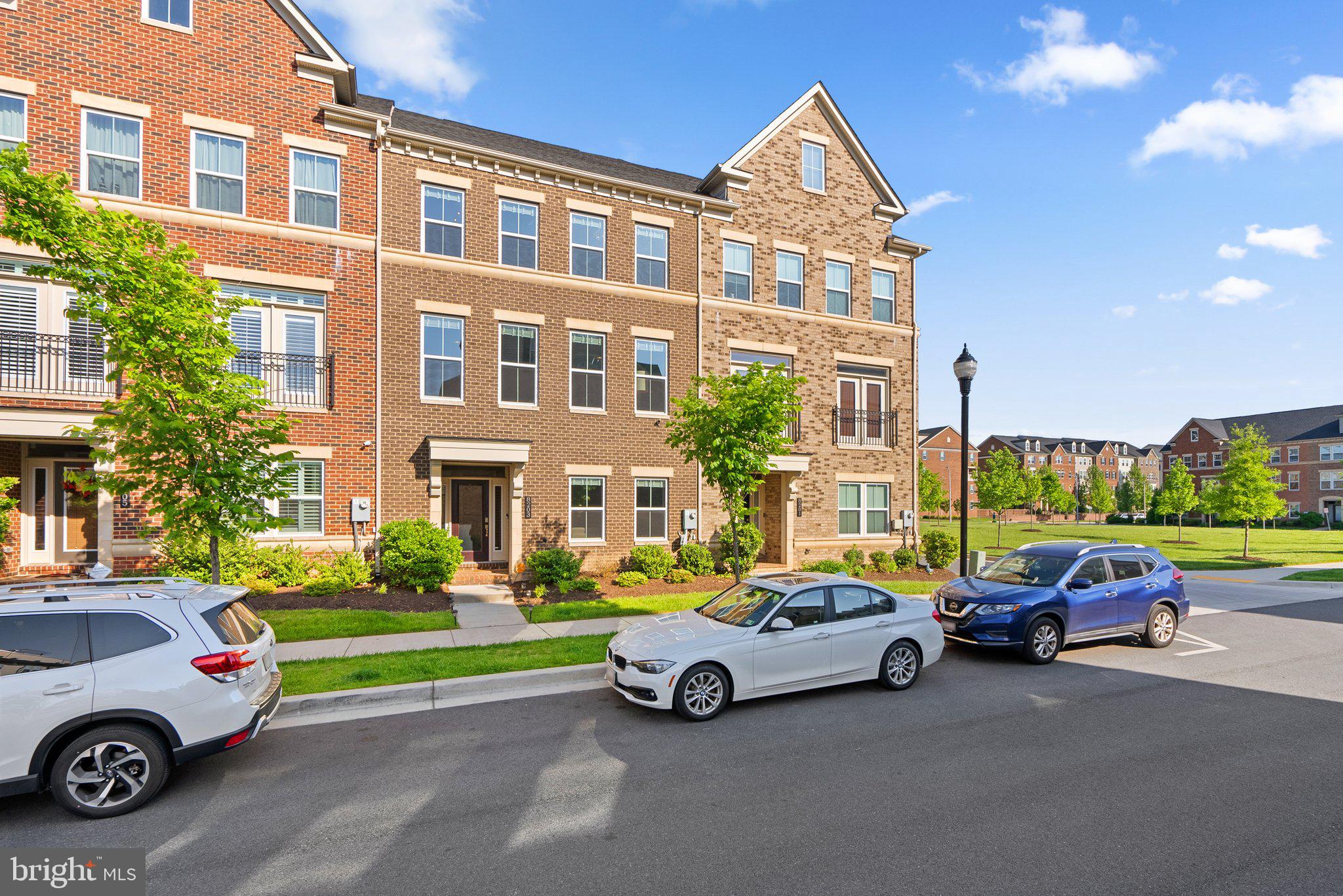 GREENBELT STATION - Residential