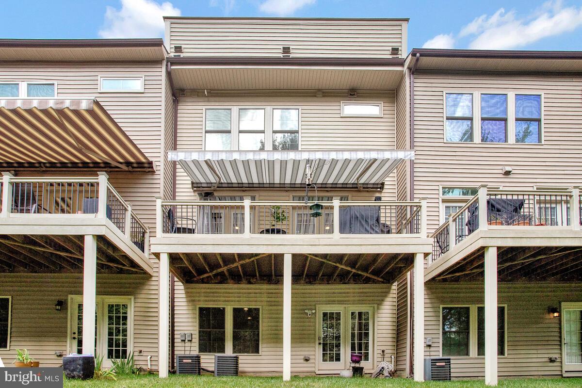 PARKSIDE - Residential