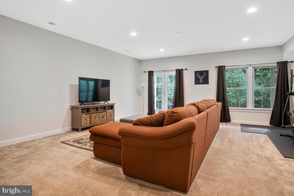 PARKSIDE - Residential