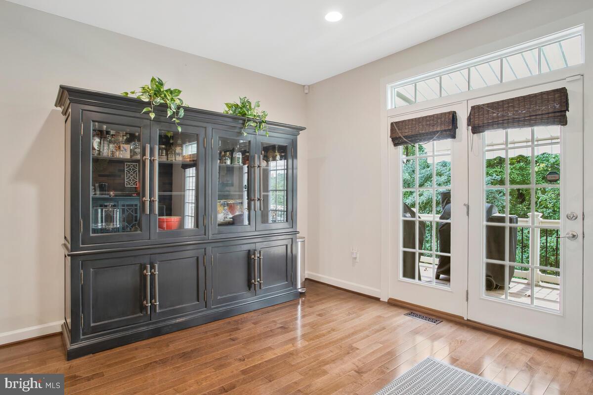 PARKSIDE - Residential