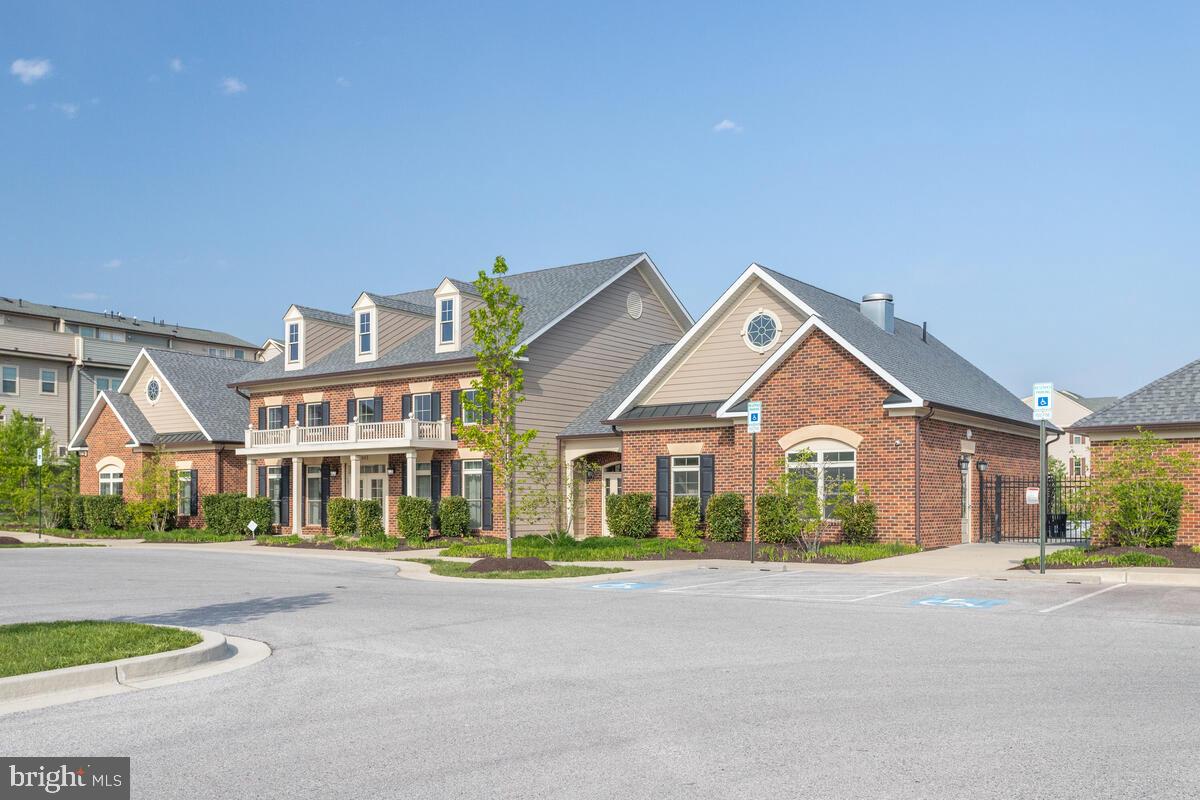 PARKSIDE - Residential