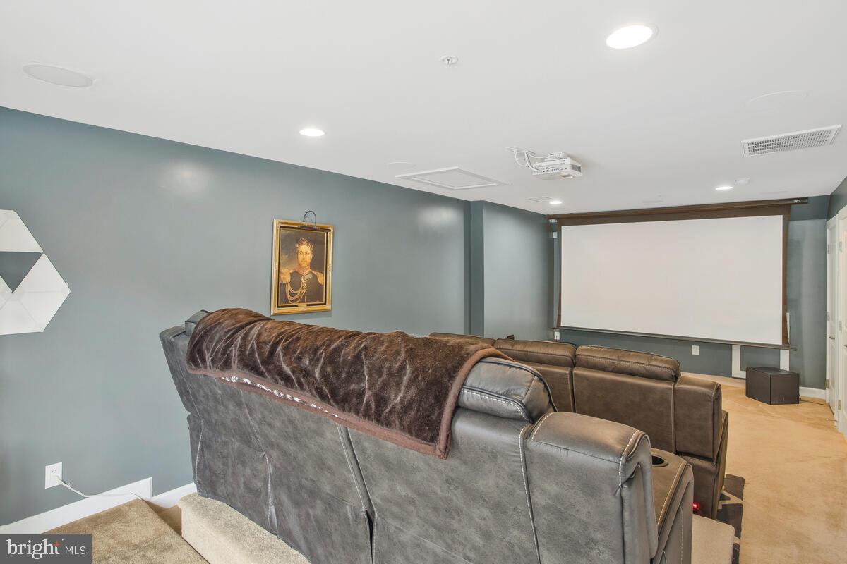 PARKSIDE - Residential