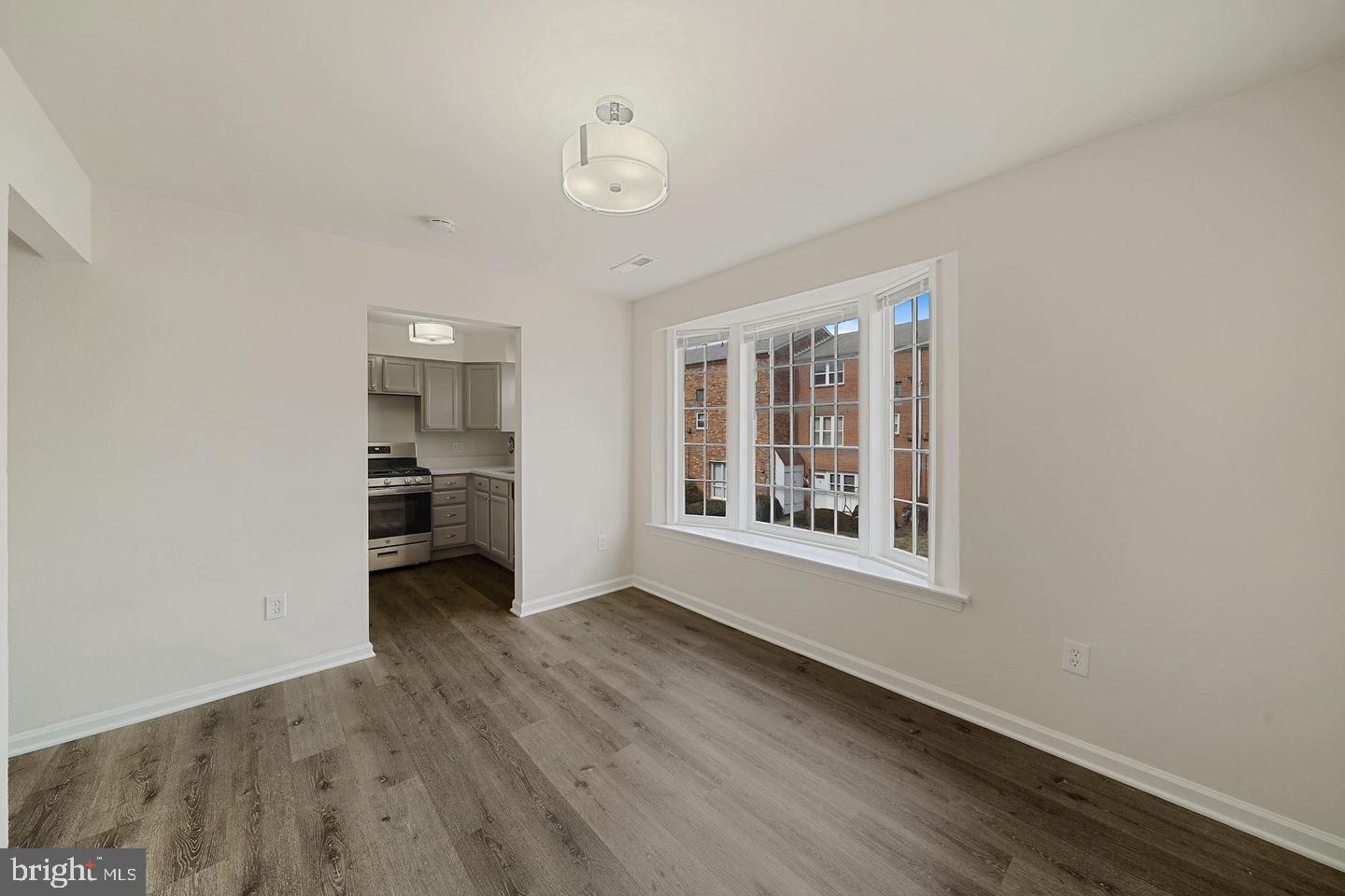 ADDISON ROAD SOUTH - Residential