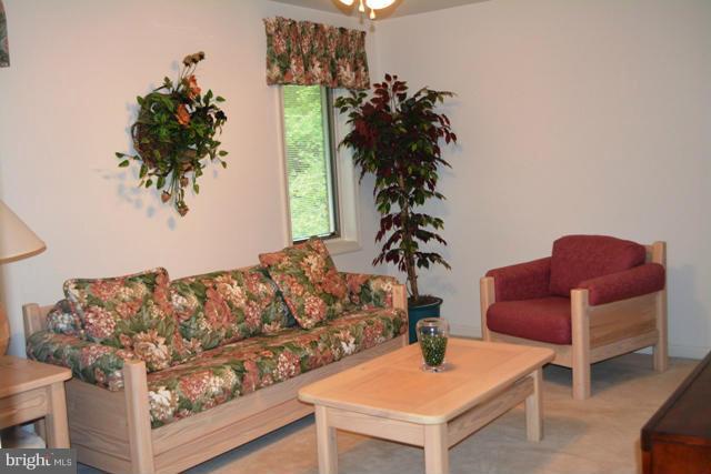 MEADOWBROOK SUB - Residential