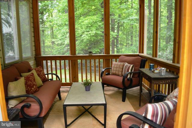 MEADOWBROOK SUB - Residential