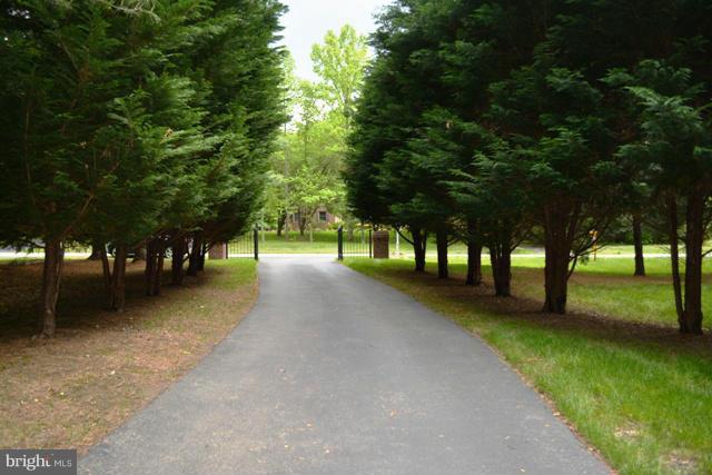 MEADOWBROOK SUB - Residential