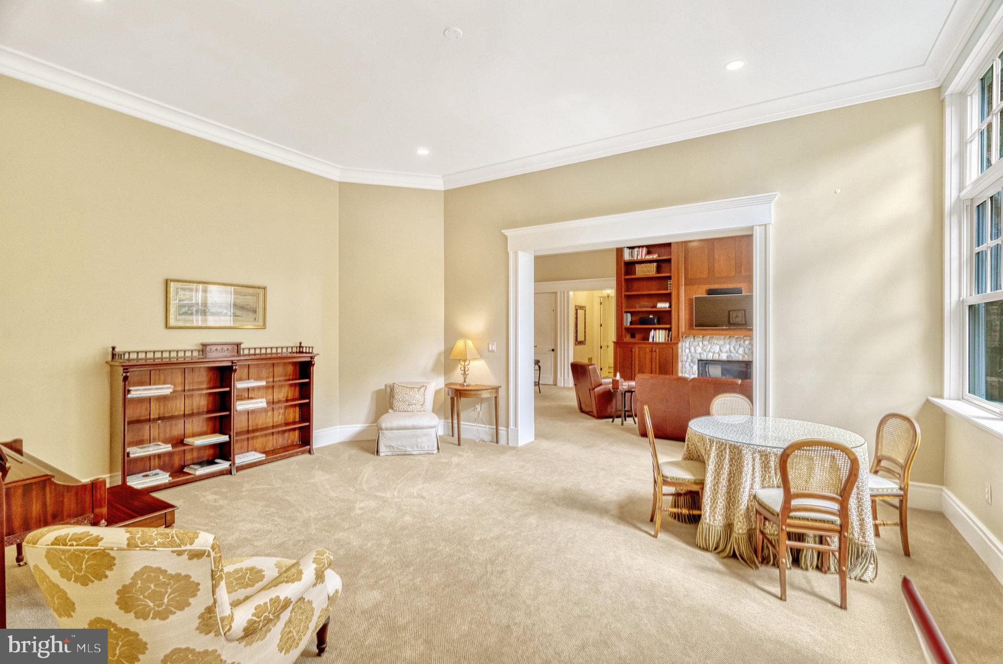 LANGLEY FOREST - Residential