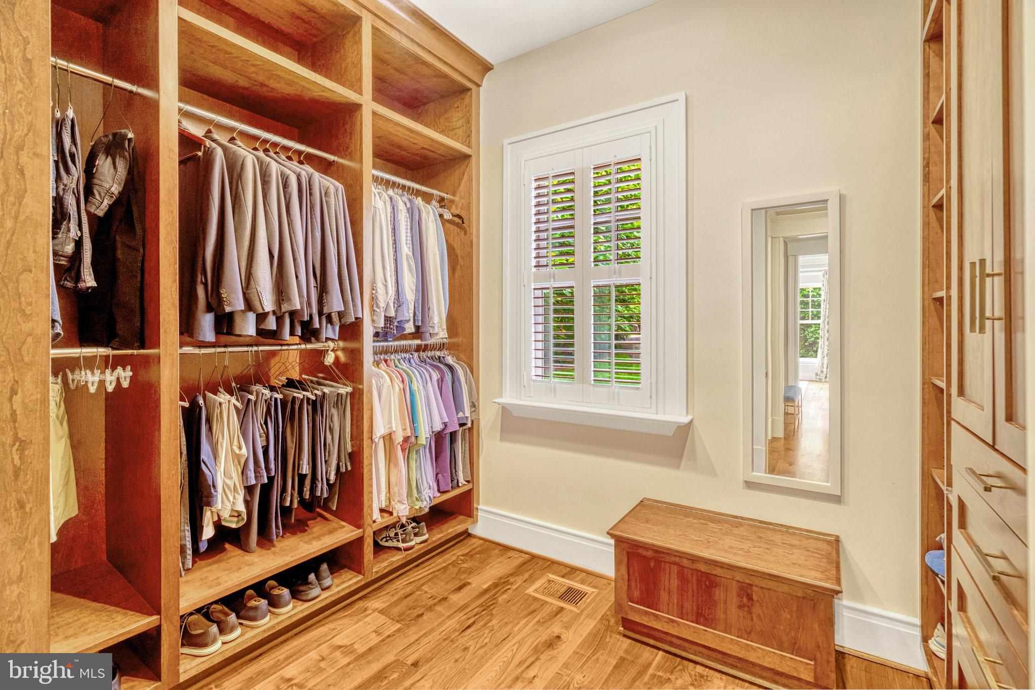 LANGLEY FOREST - Residential