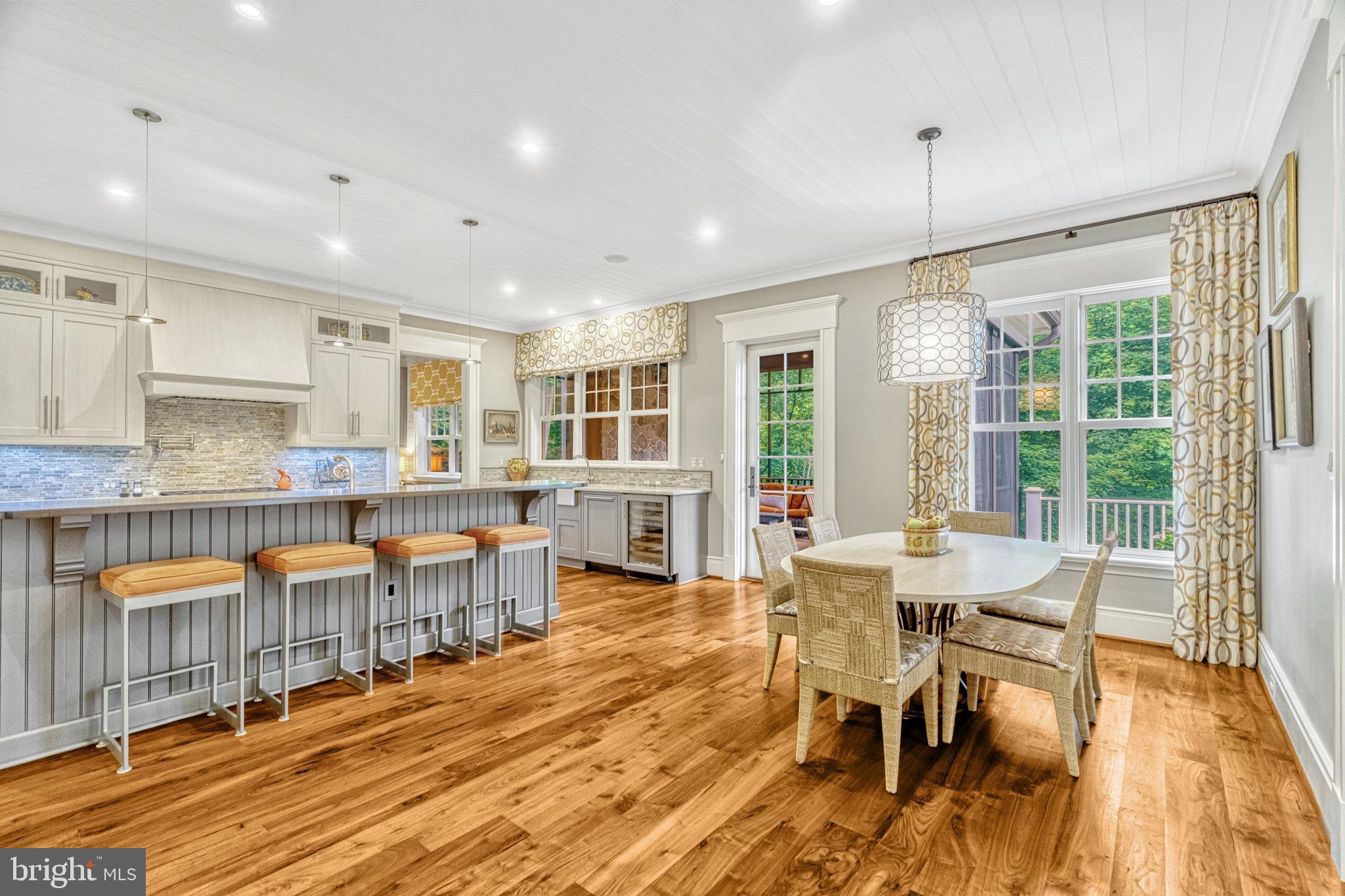 LANGLEY FOREST - Residential