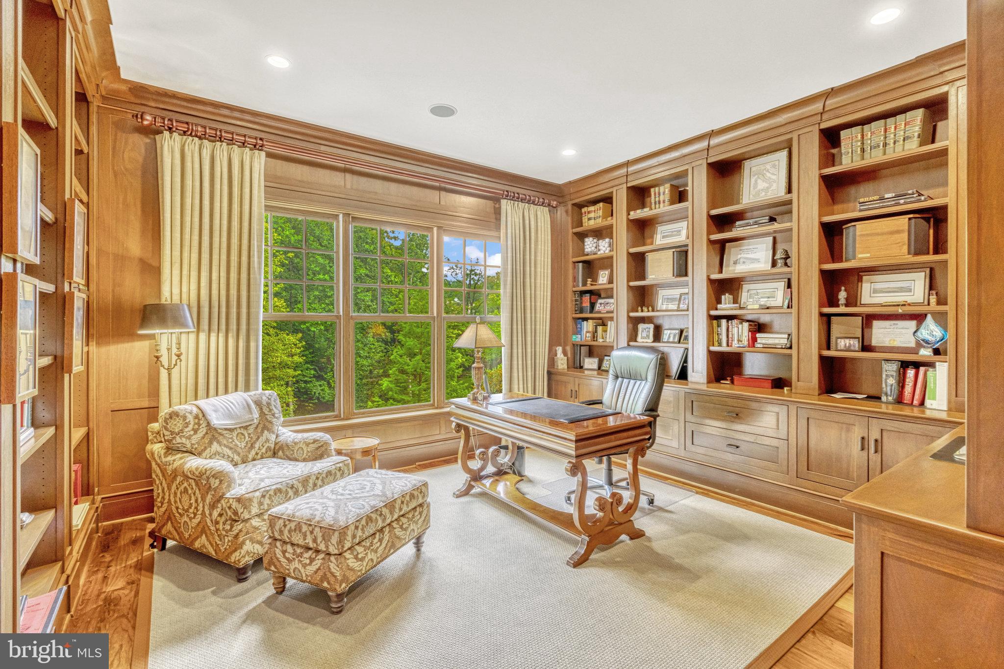 LANGLEY FOREST - Residential