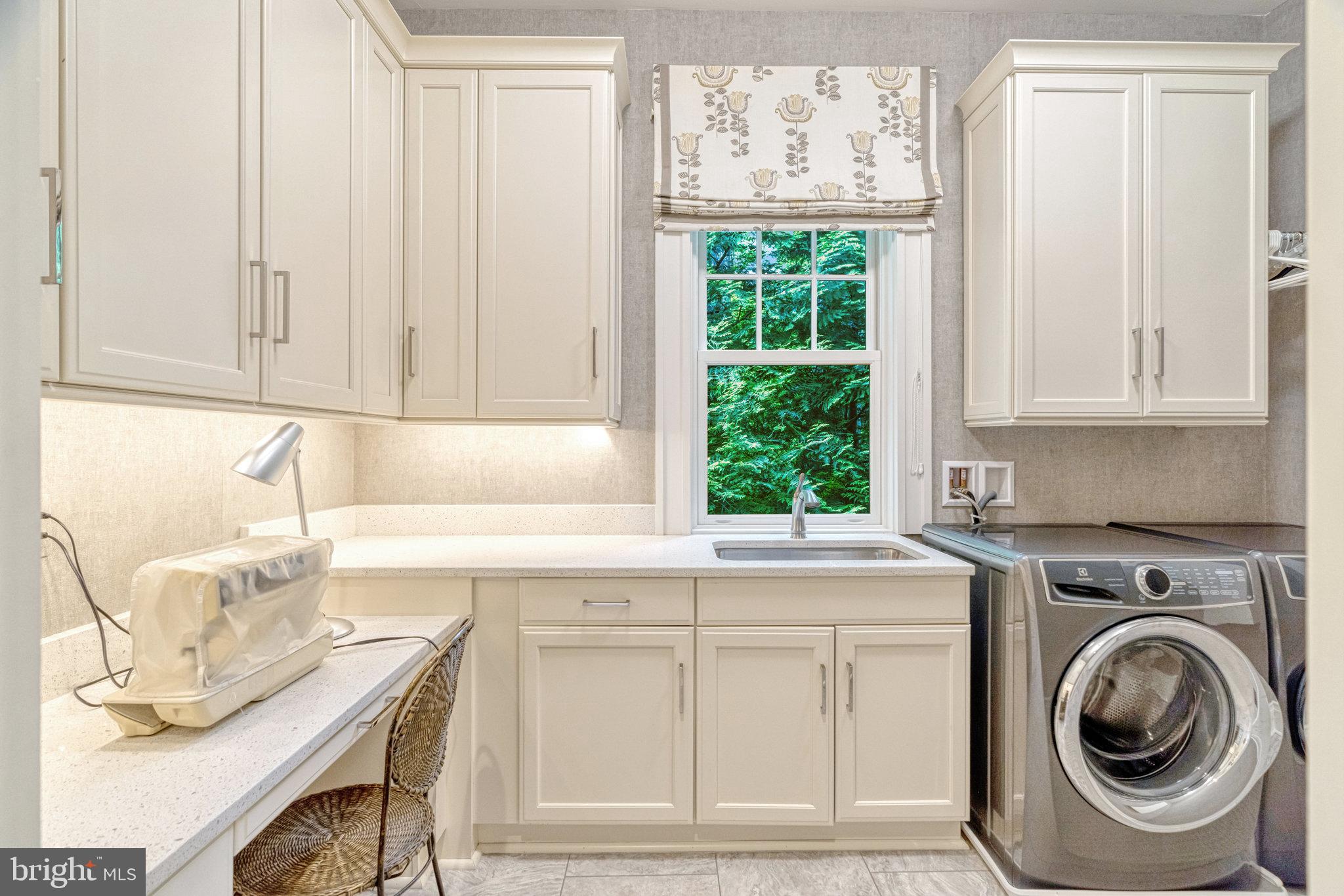 LANGLEY FOREST - Residential