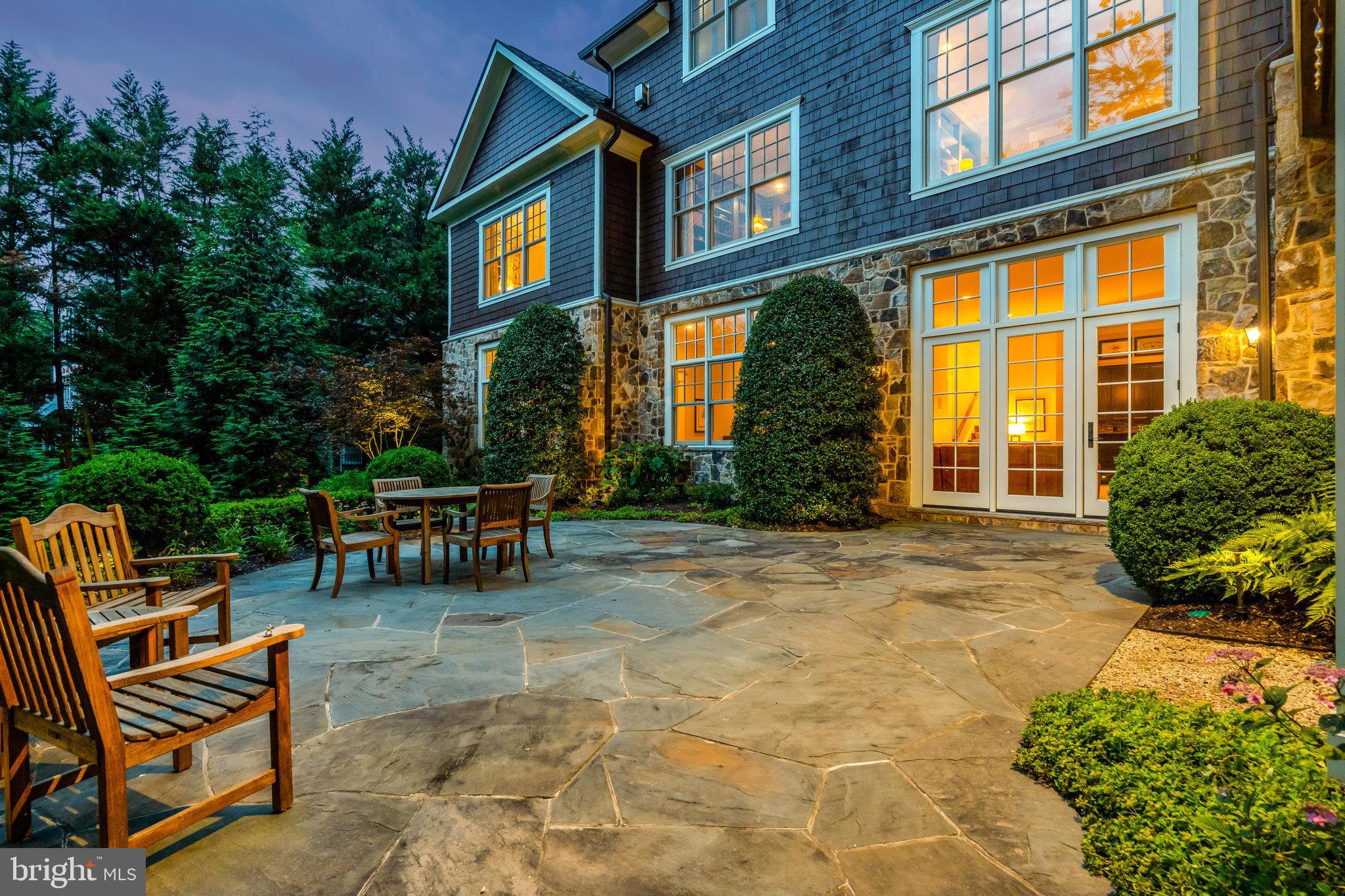 LANGLEY FOREST - Residential